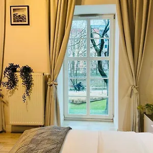 Apartment Absyntapartments 24 Rynek, Wroclaw